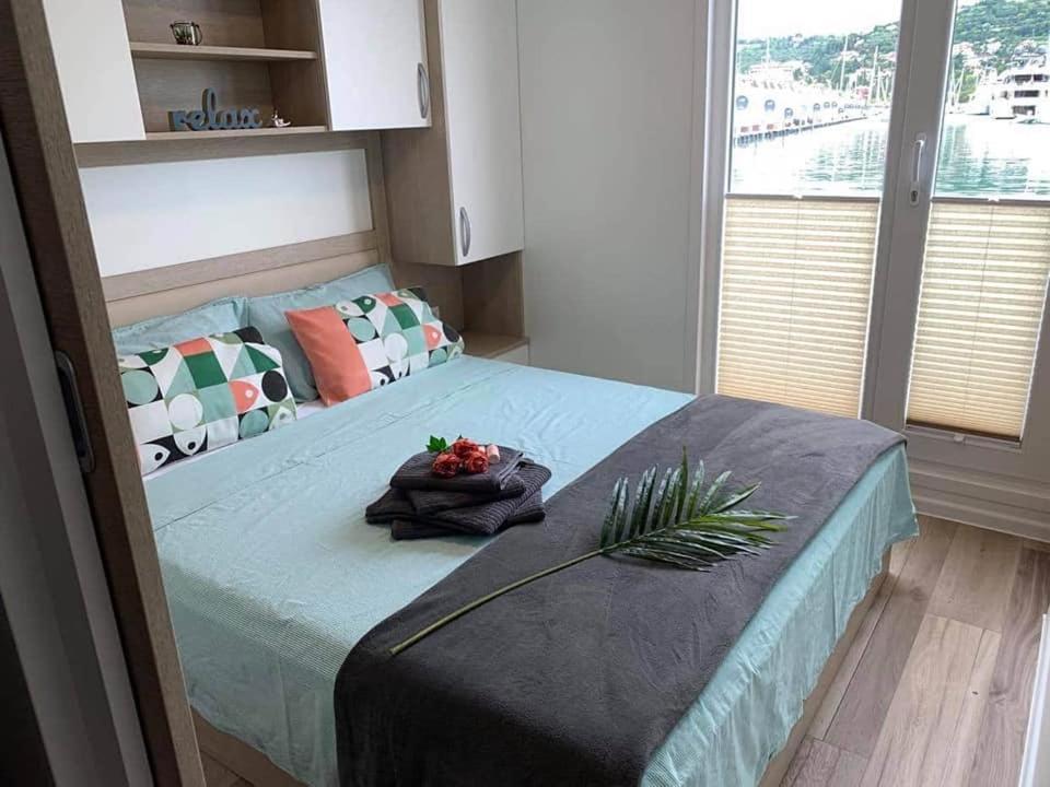 Sirena Floating House Portoroz Villa ภายนอก รูปภาพ